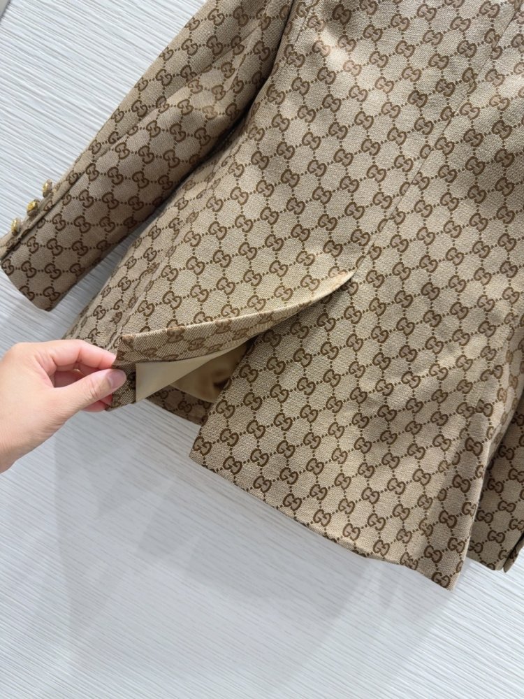 A jacket female фото 8