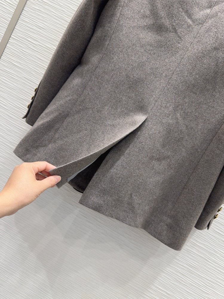 Пиджак женский фото 8