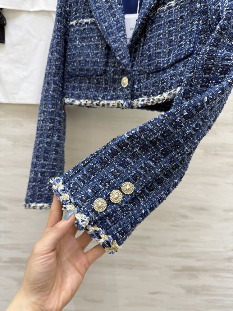 A jacket female фото 9