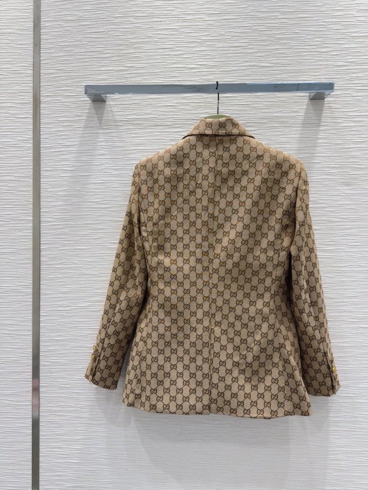 A jacket female фото 9