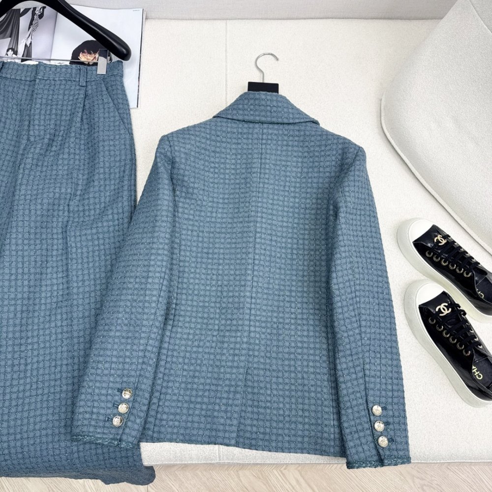 A jacket female фото 9