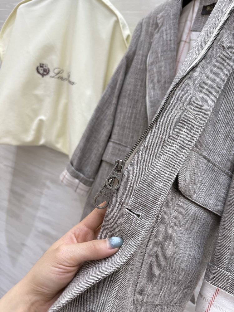 A jacket female фото 9