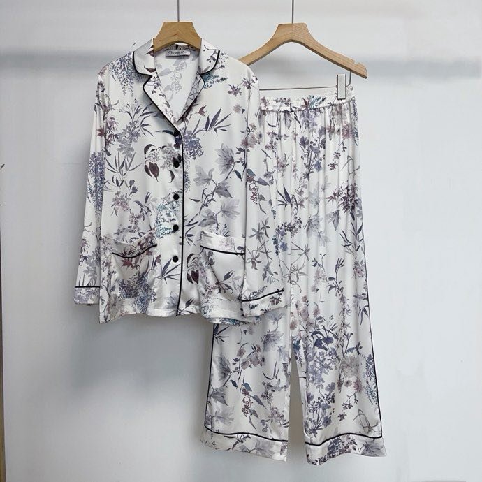 Пижама шелковая женская