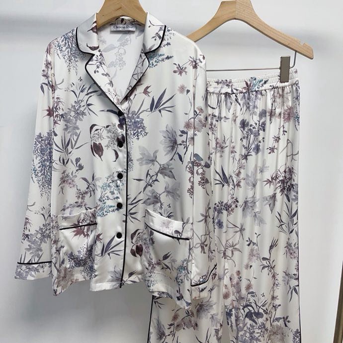 Пижама шелковая женская фото 9