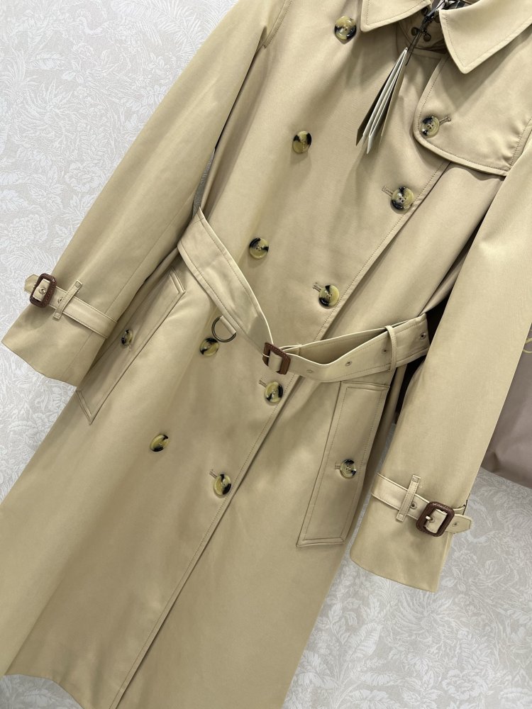 Пятибортное пальто женское фото 4