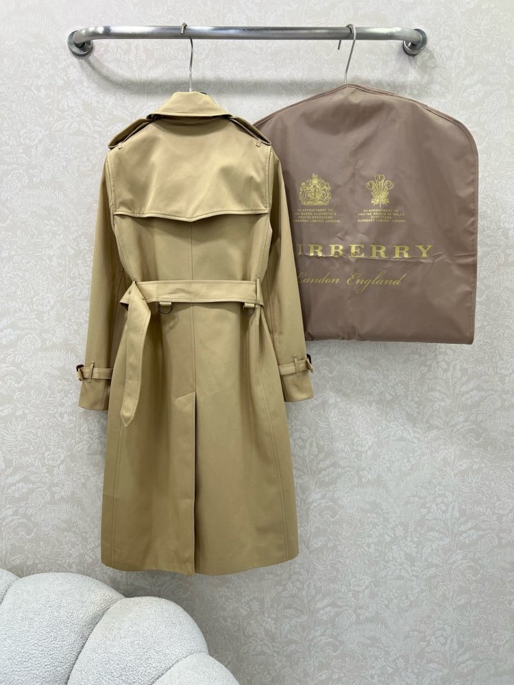 Пятибортное пальто женское фото 8