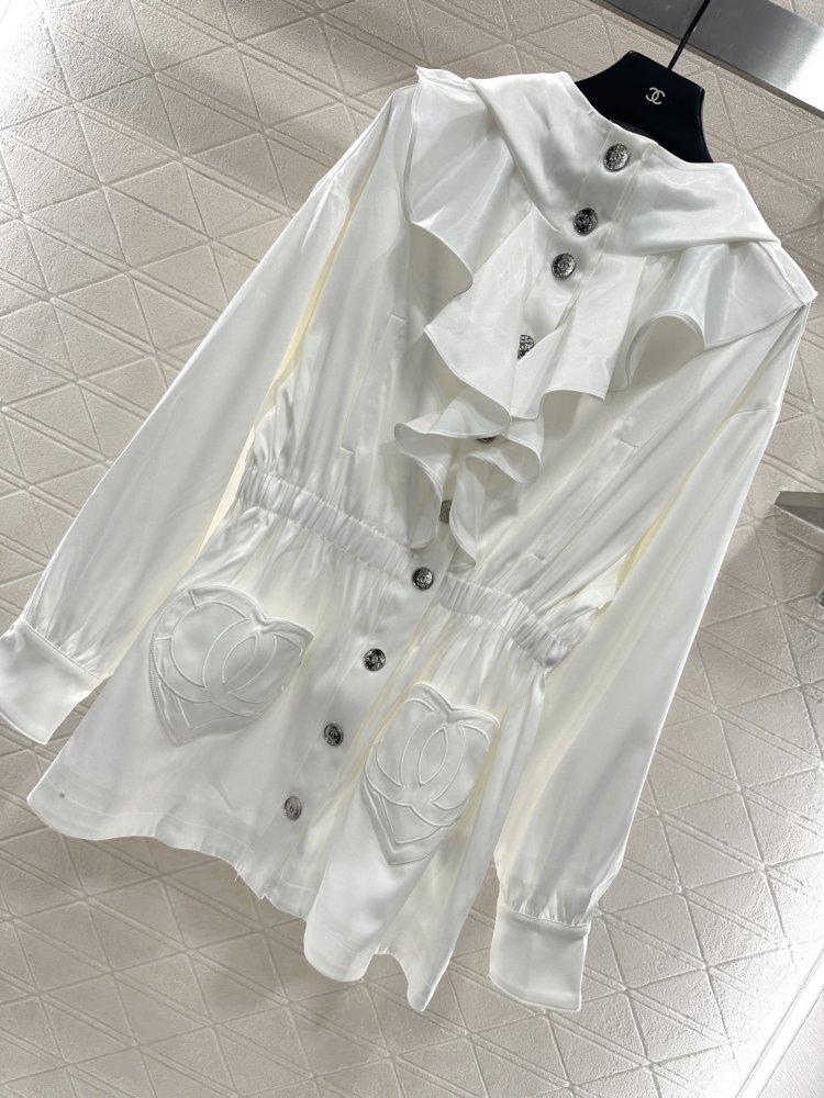 Плащ средней длины с кружевом фото 4