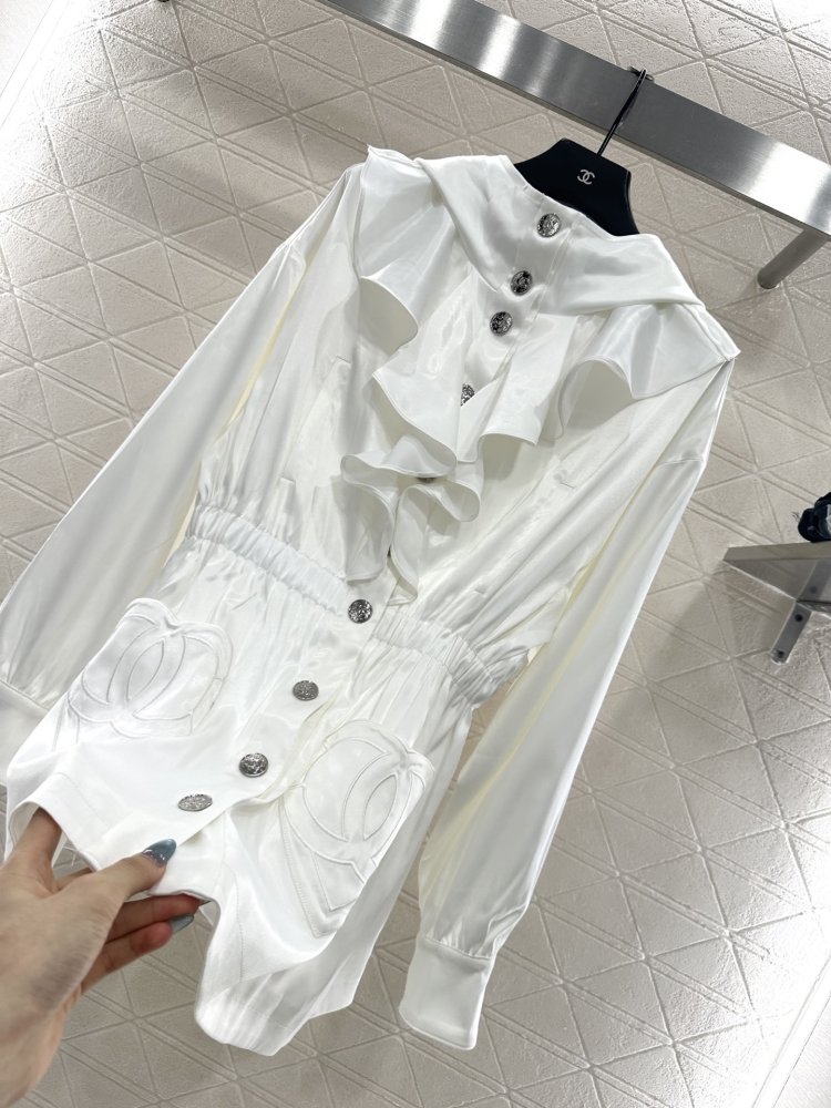 Плащ средней длины с кружевом фото 8