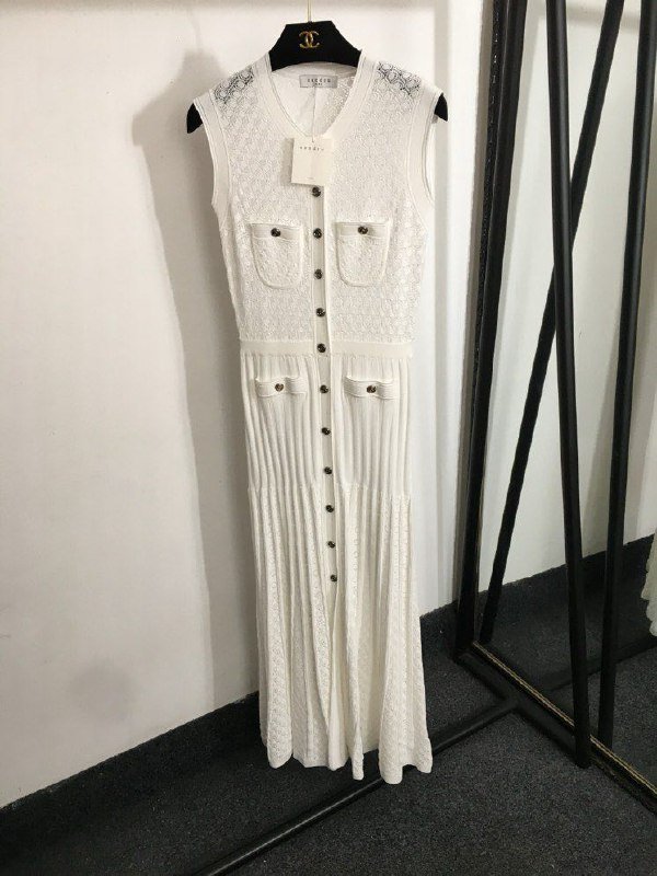 Платье без рукавов фото 2