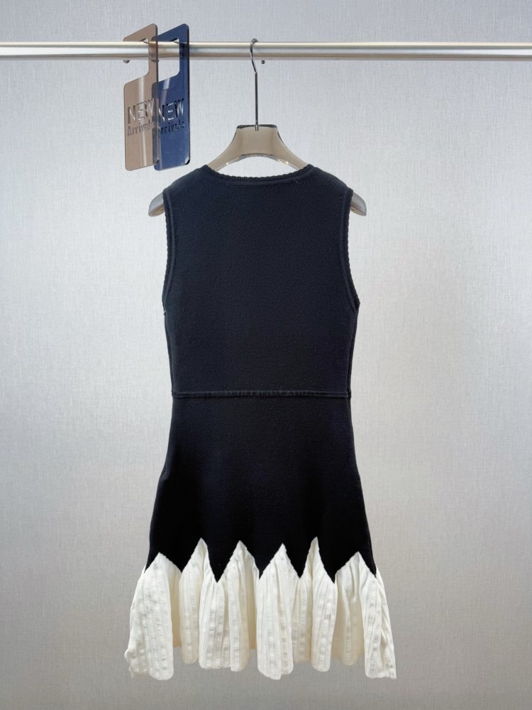 Платье без рукавов фото 2