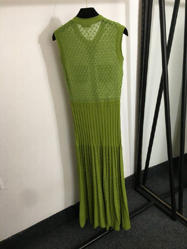 Платье без рукавов фото 5