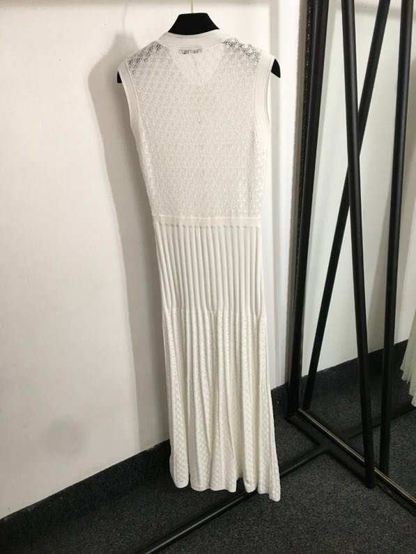 Платье без рукавов фото 5