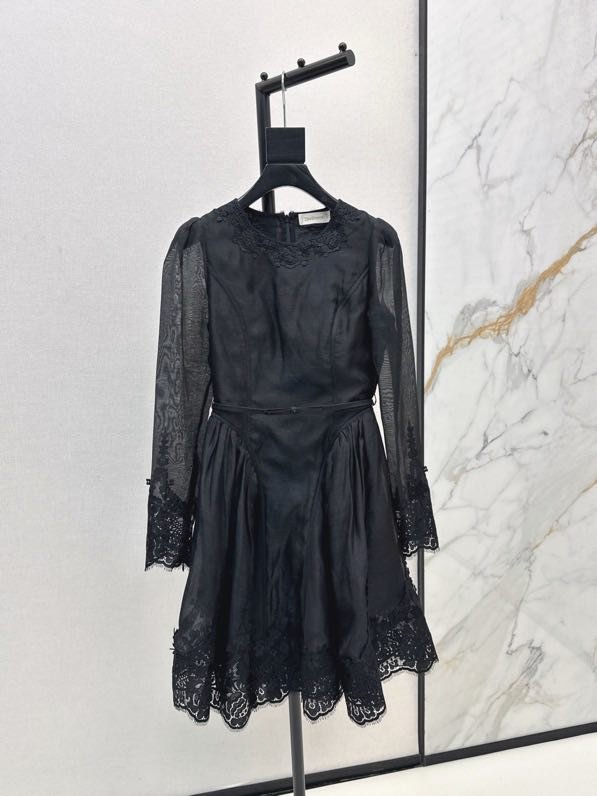 Плаття, Сукня чорне шелки і льон