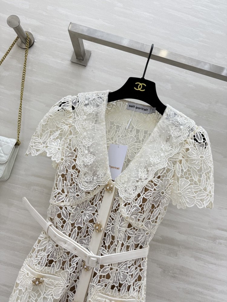 Платье цвета слоновой кости с ажурным кружевом фото 2