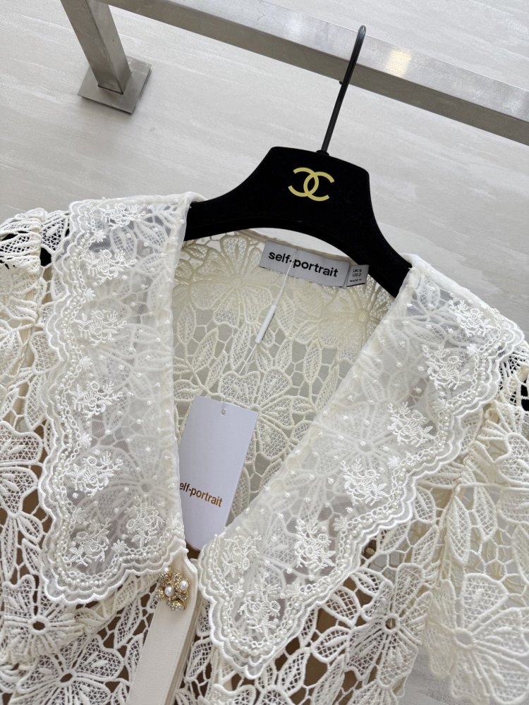 Платье цвета слоновой кости с ажурным кружевом фото 3