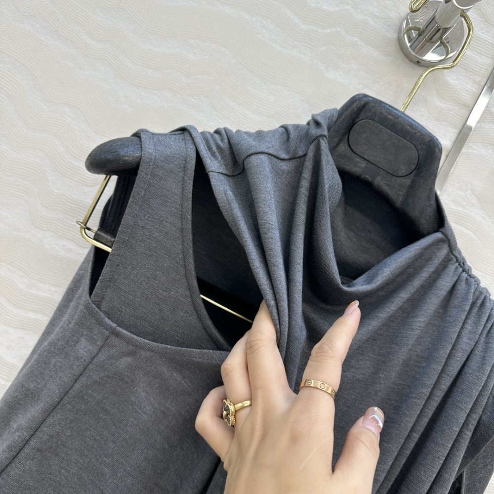 Платье длинное без рукавов фото 4