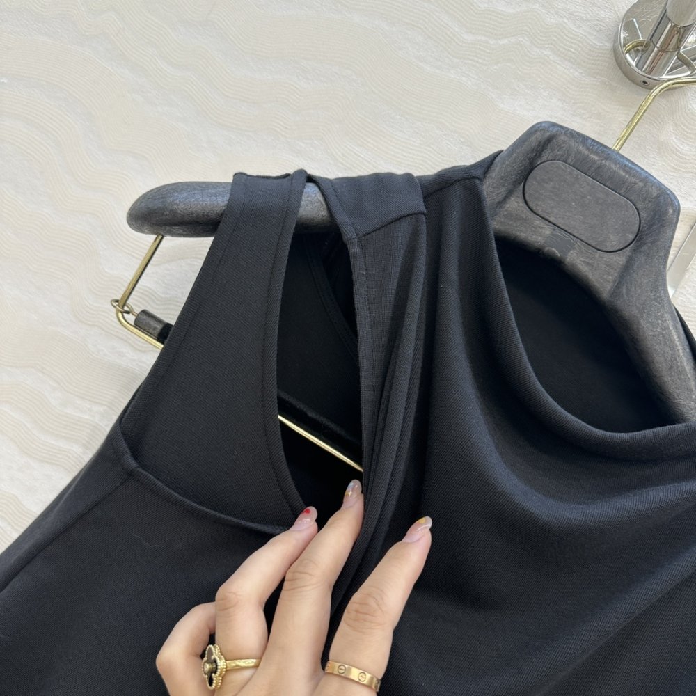 Платье длинное без рукавов фото 4