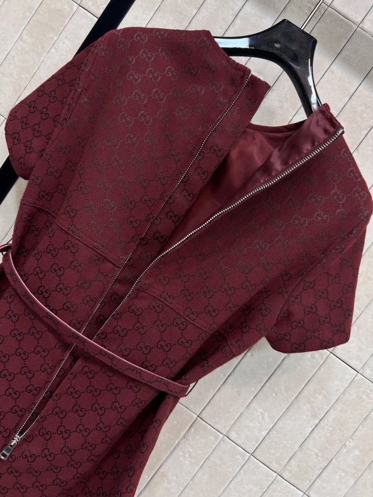 Платье джинсовое бордовое фото 8