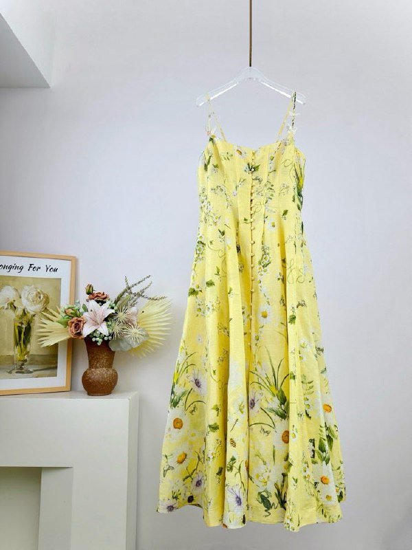 Платье из шелковой и льняной ткани