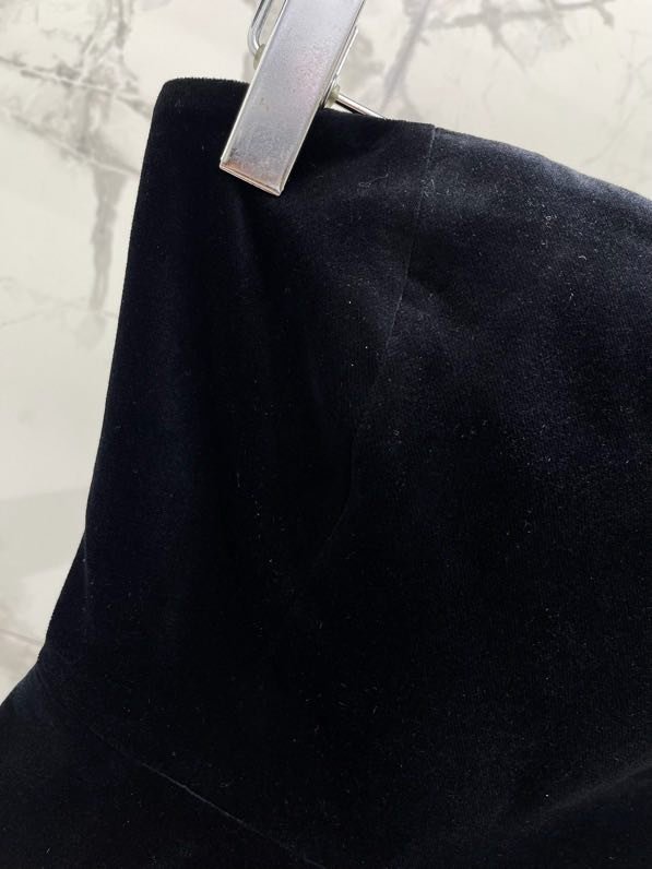 Dress a short velvet фото 3