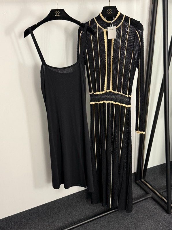 Платье на подкладке с подтяжками