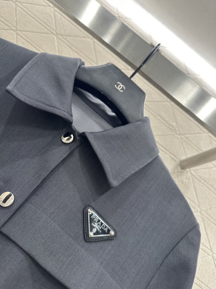 Платье рубашка с воротником и поясом фото 7