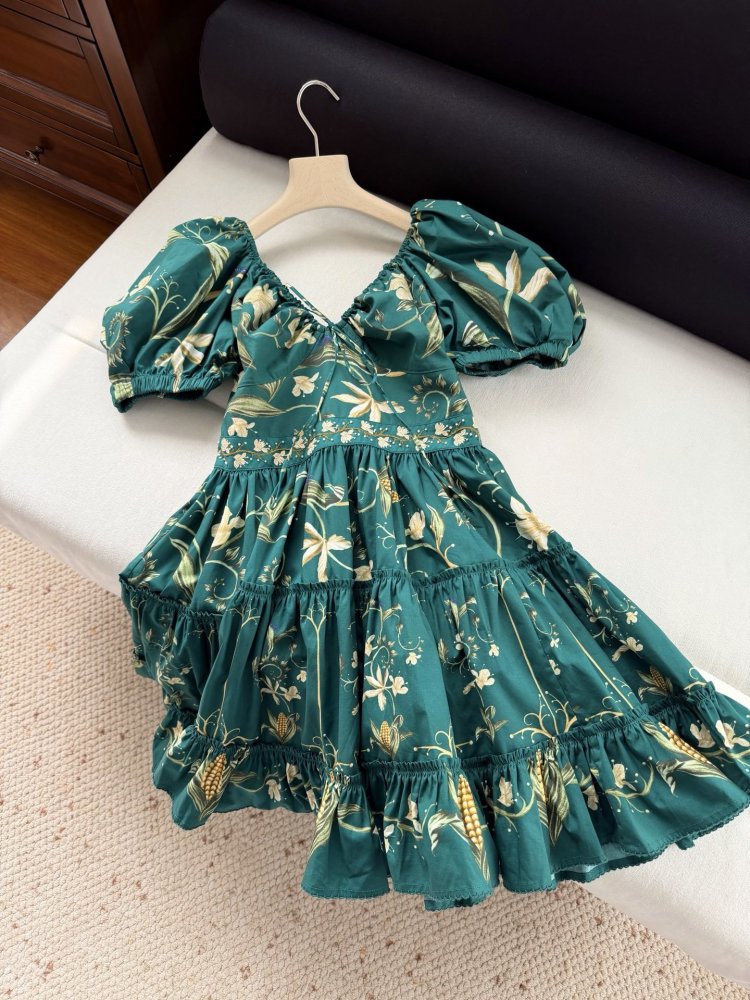 Платье ручной работы с цветочным бисером