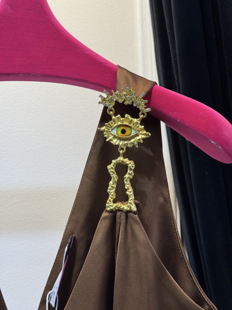 Платье с глубоким V-образным вырезом фото 5