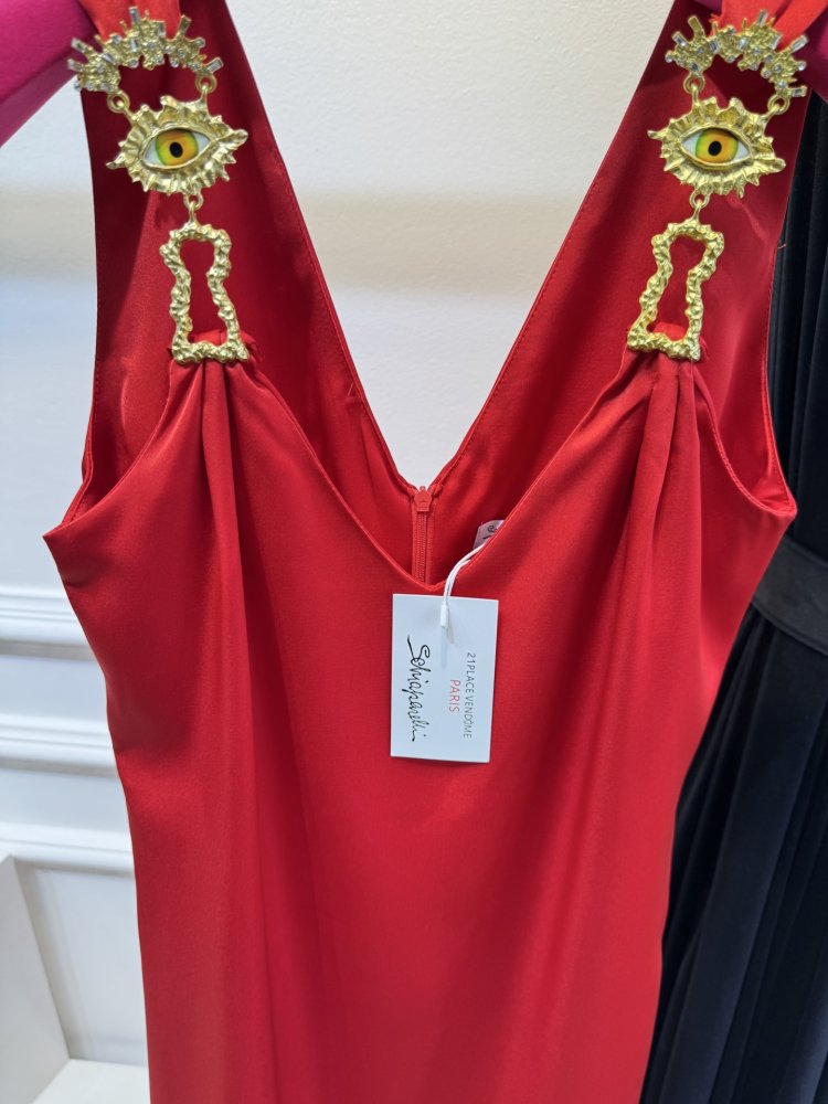 Платье с глубоким V-образным вырезом фото 6