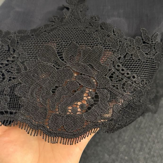 Платье с кружевным лифом и подвязками на талии фото 3