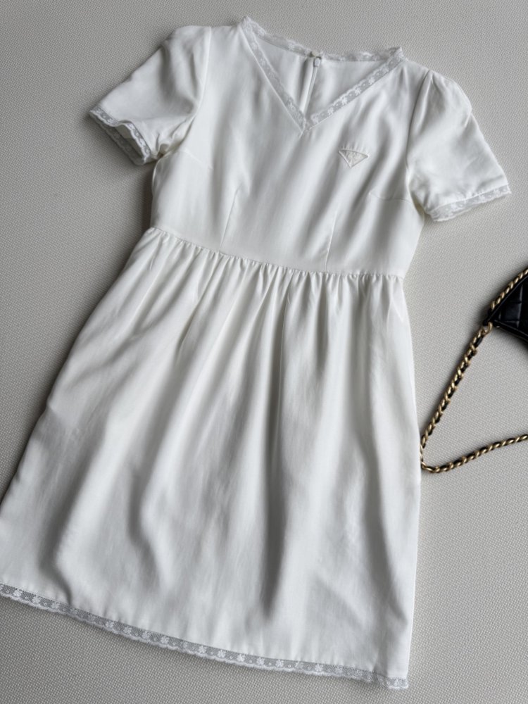 Плаття, Сукня з ніжною мереживний обробкою фото 3