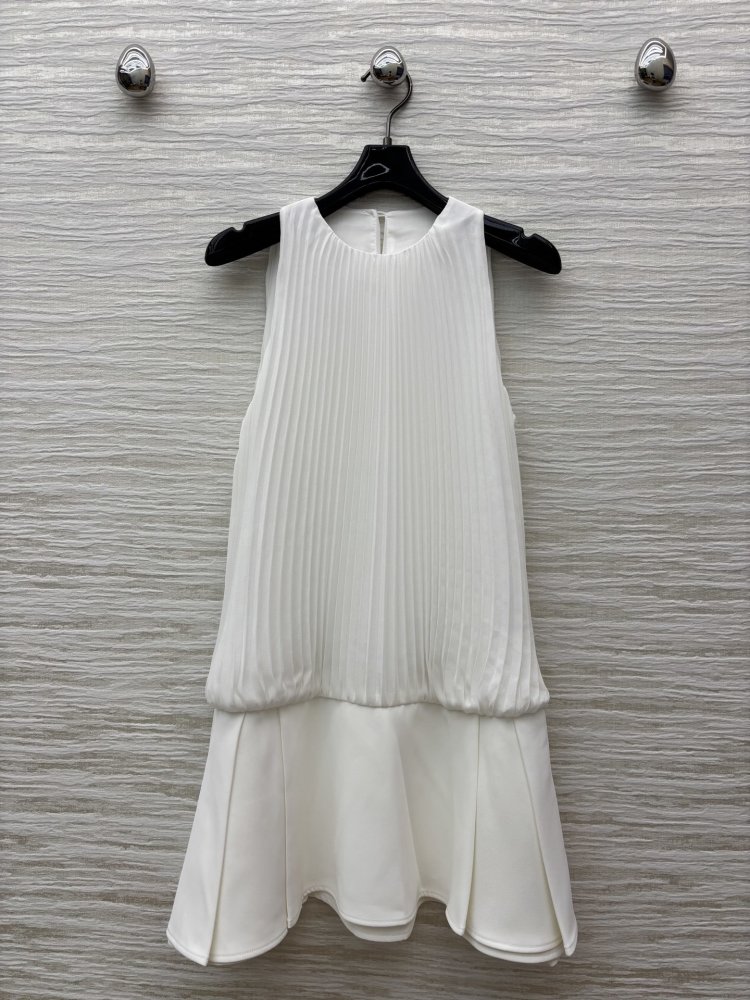 Dress from плиссировкой