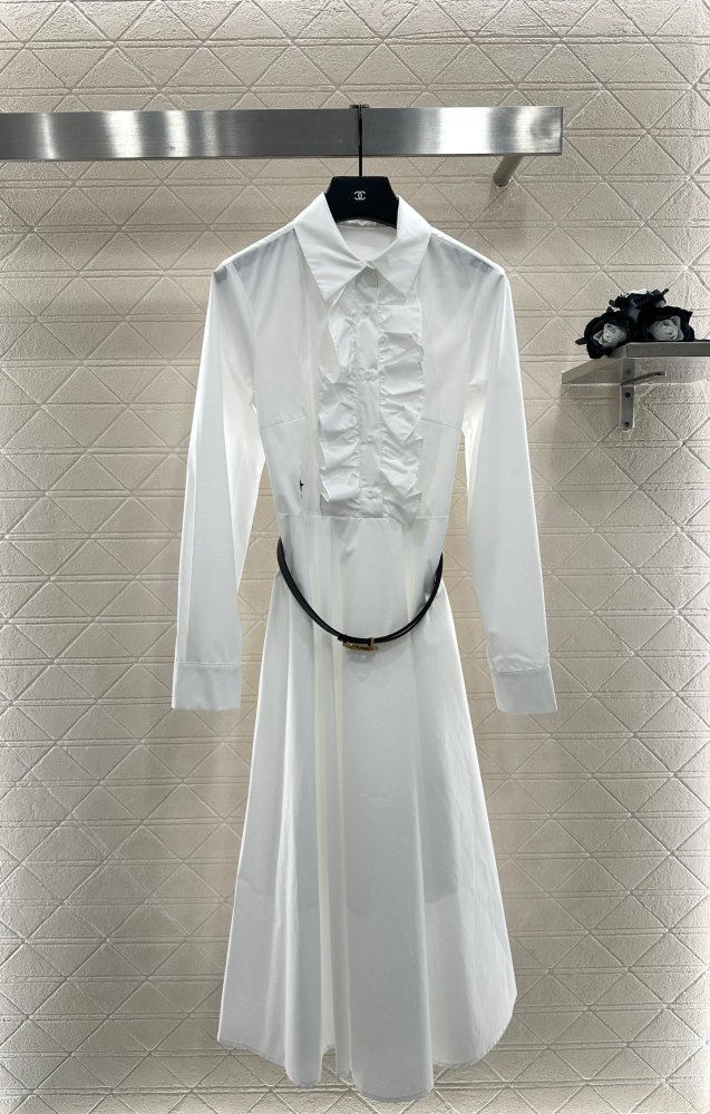 Плаття, Сукня з поясом