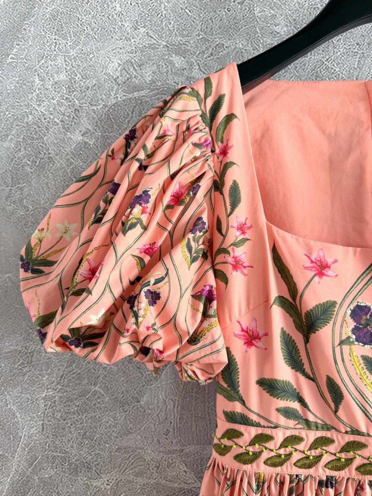 Платье с пышными рукавами и бисером фото 3