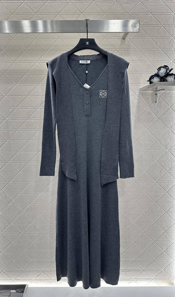 Dress shawl from long sleeves фото 7