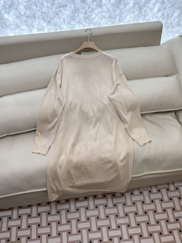 Плаття, Сукня шовкове з довгими рукавами фото 4