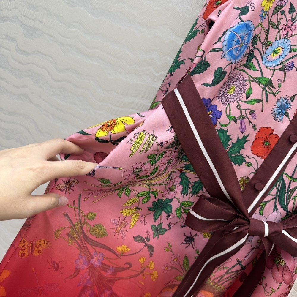 Платье шелковое фото 6