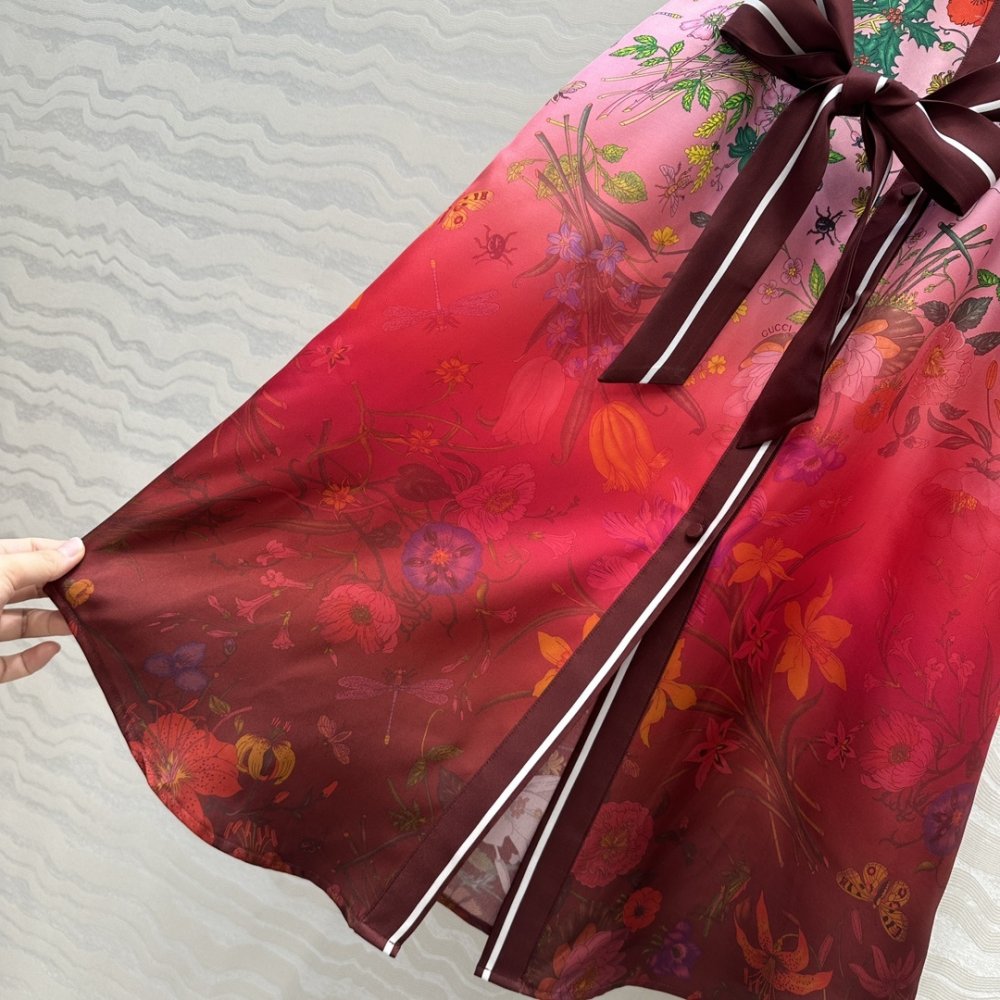 Платье шелковое фото 7