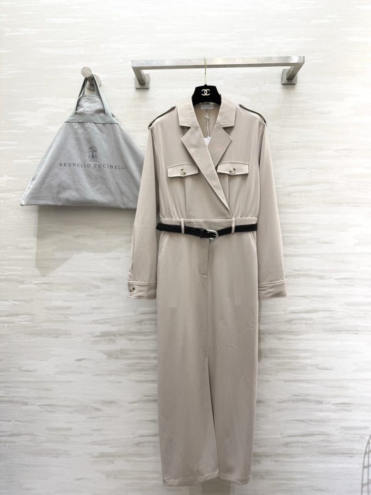 Dress at business style