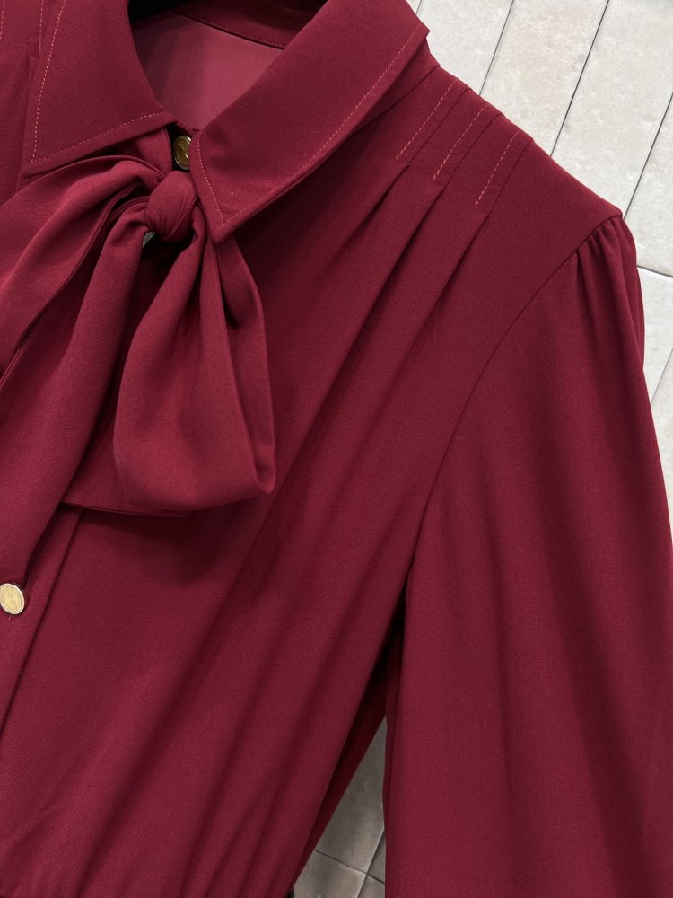 Платье в стиле ретро бордового цвета фото 5