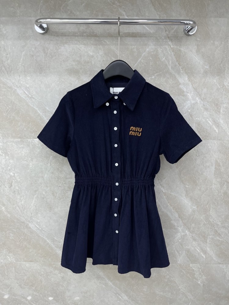 Платье вельветовое