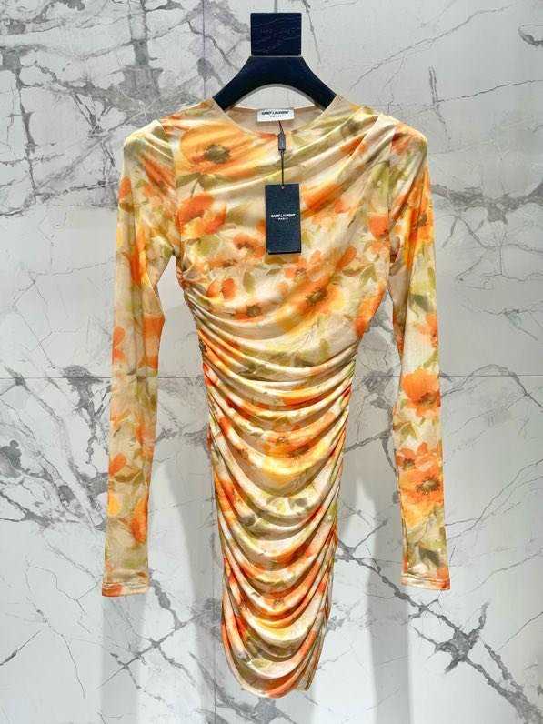 Плаття, Сукня