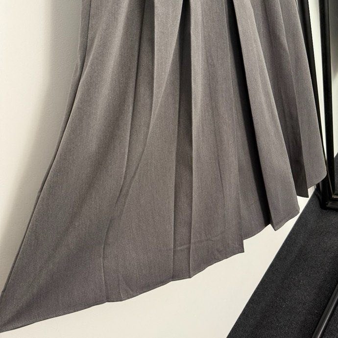 Pleated skirt from high waist and belt фото 8