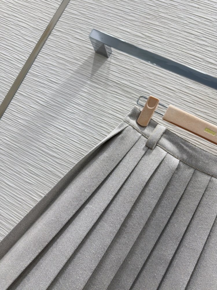 Плісирована спідниця фото 8