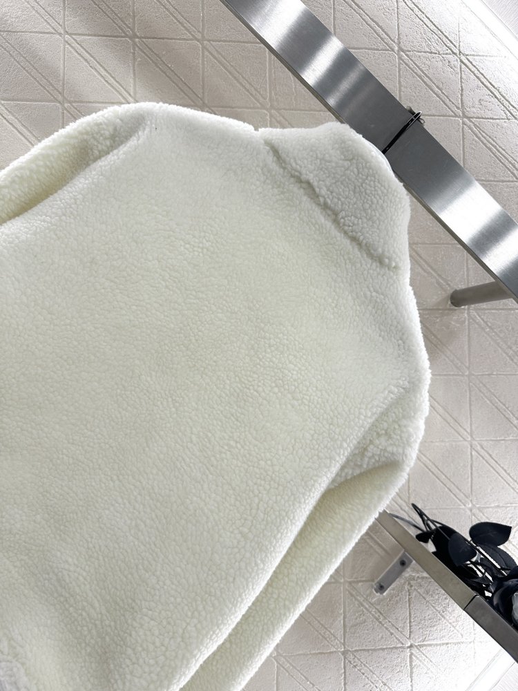 Плюшева куртка Teddy на блискавки фото 4