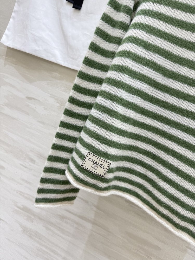 Смугастий светр їх мехя єнота фото 2