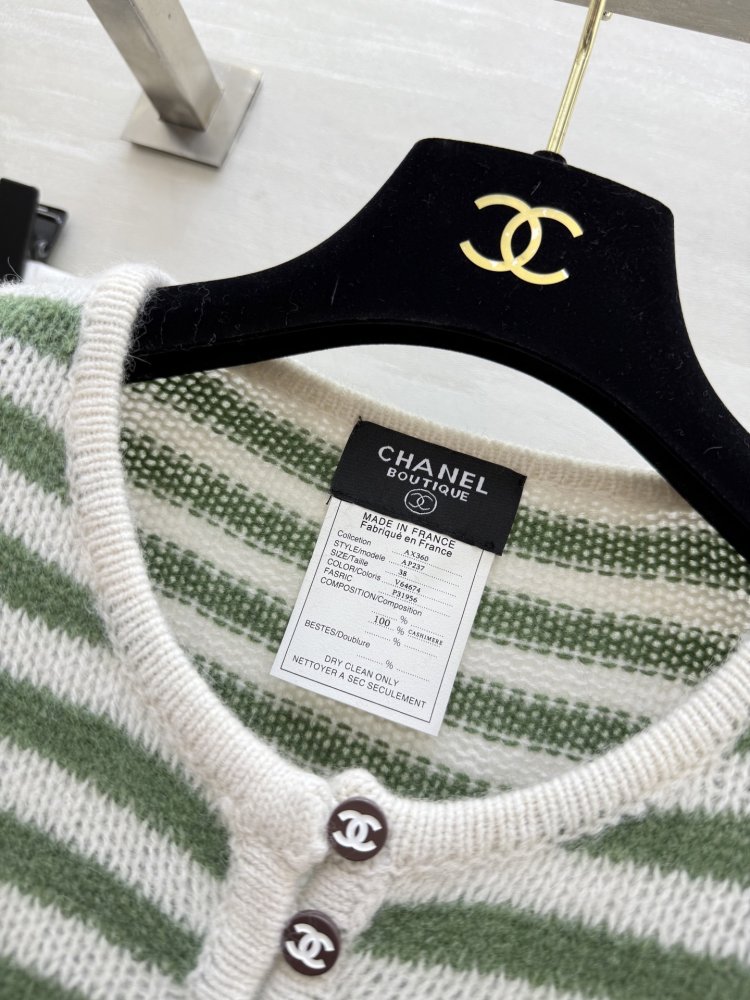 Смугастий светр їх мехя єнота фото 9