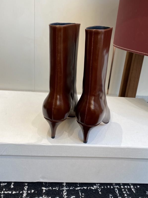 Полусапоги на коротком каблуке фото 5