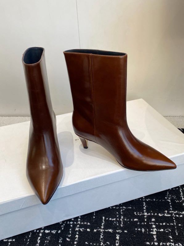 Полусапоги на коротком каблуке фото 6