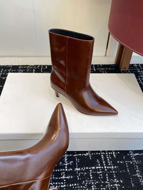 Полусапоги на коротком каблуке фото 9